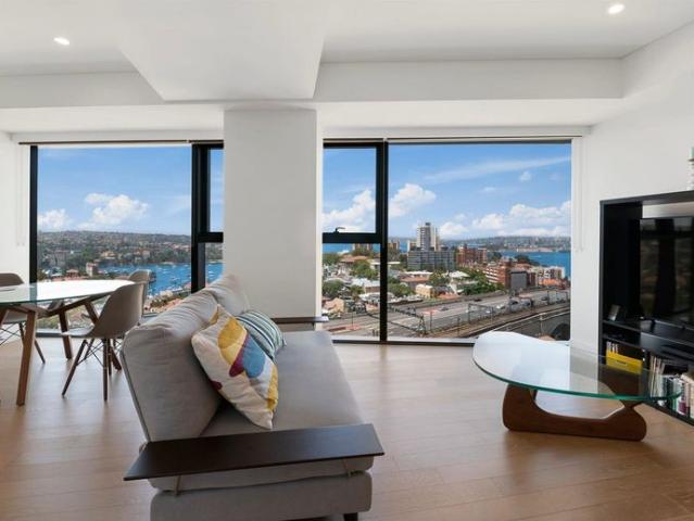 Apartment for rent in Lower North Shore, Sydney
