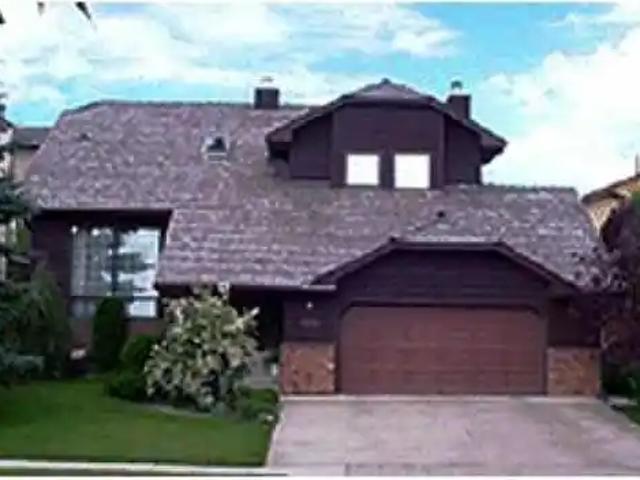 House for rent in Edgemont, Calgary
