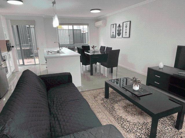 Townhouse for rent in Gladstone, Queensland