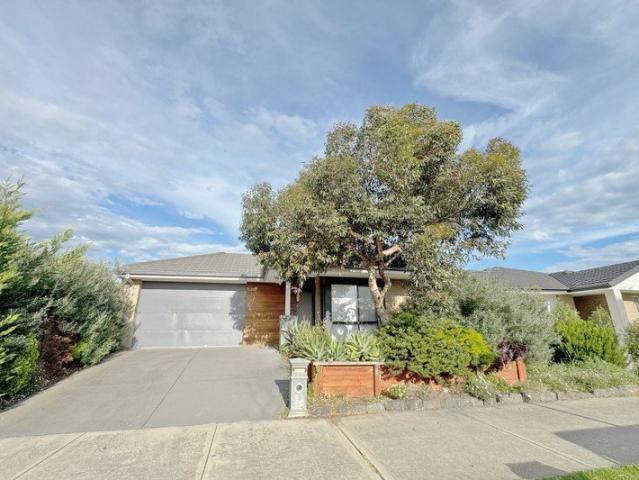 House for rent in Saratoga, Melbourne