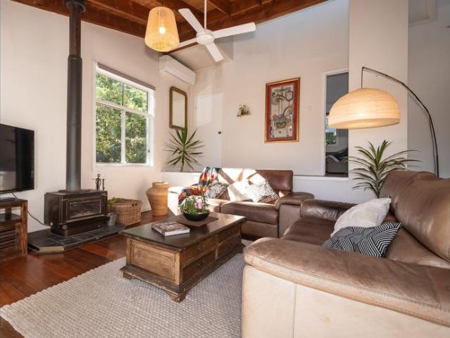 House for rent in Scotland Island, New South Wales