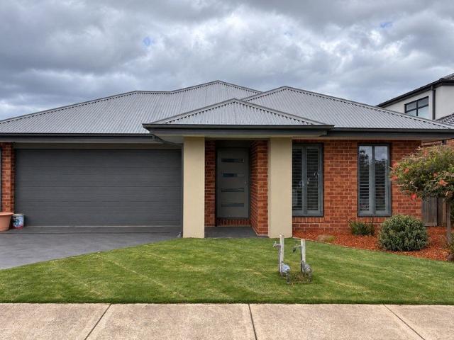 House for rent in Armstrong, Geelong