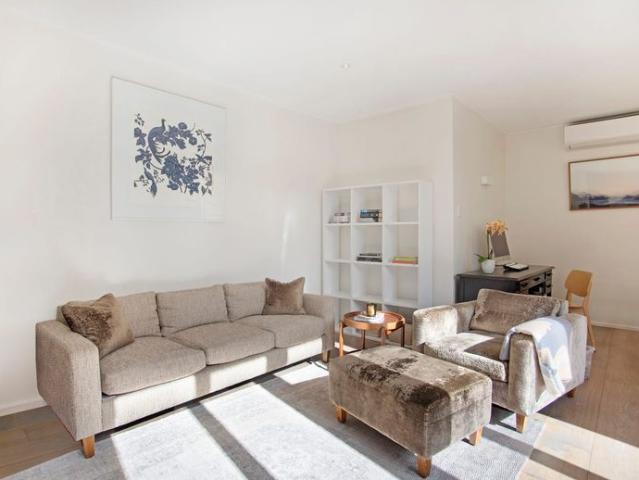 Townhouse for rent in Sydney, New South Wales