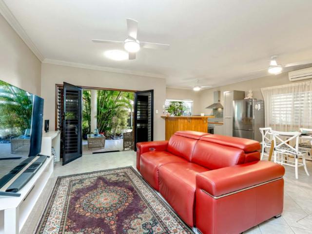 Apartment for rent in Palm Cove, Queensland