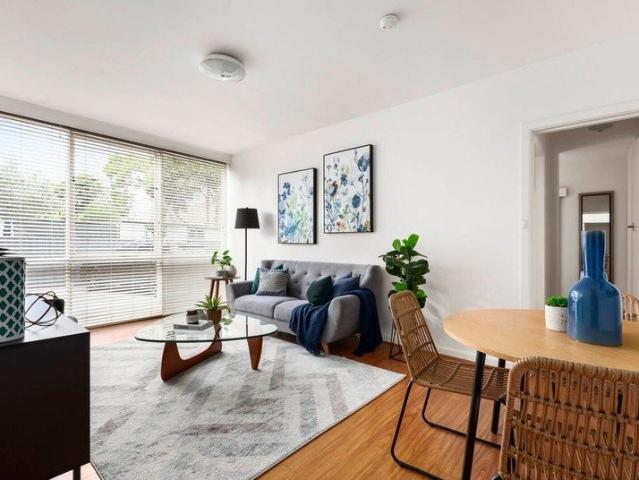 Apartment for rent in St Kilda, Melbourne