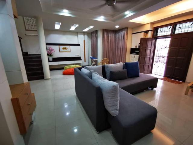 Residential House for rent in Malaka