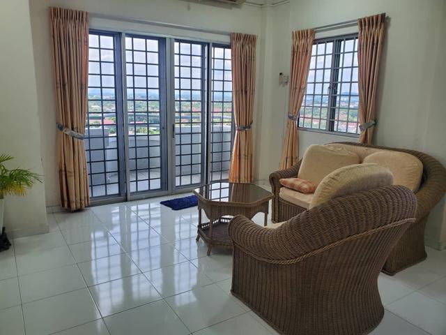 Condominium for sale in Malaka
