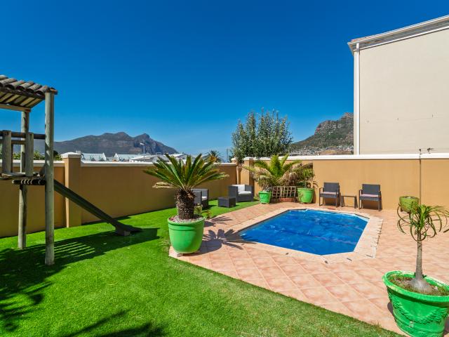 House for rent in The Spinnaker, Hout Bay