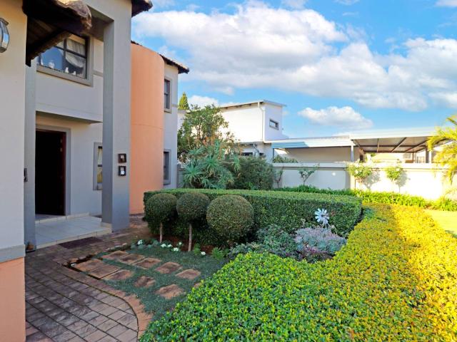 House for rent in Waterkloof, Gauteng