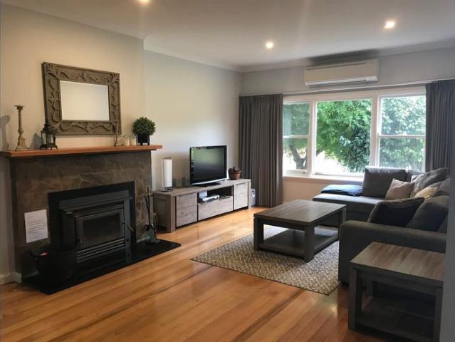 House for rent in Gapsted, Alpine Shire