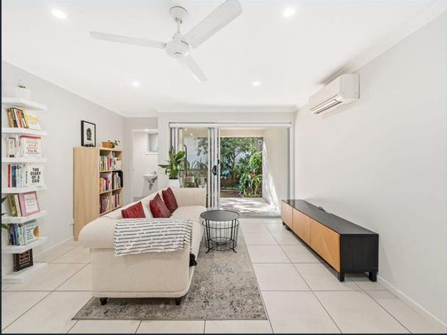 Townhouse for rent in Toombul, Queensland