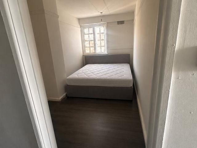 Apartment for rent in Camberwell, Greater London