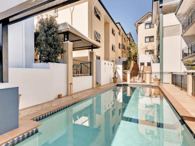 Apartment for rent in Toombul, Queensland