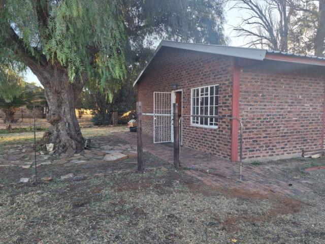 Apartment for rent in Dr Ruth Segomotsi Mompati District Municipality, North West