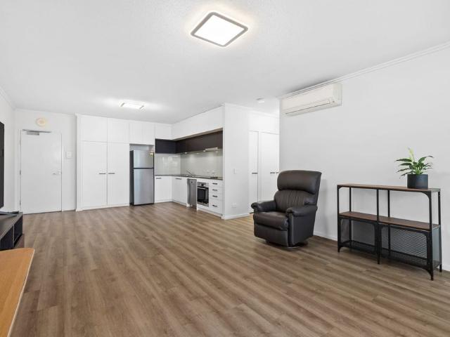 Apartment for rent in Toombul, Queensland