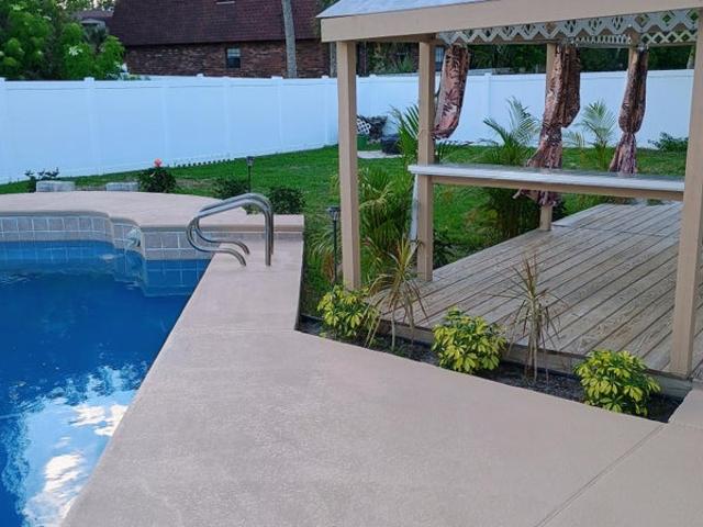 Room for rent in Port Orange, Florida