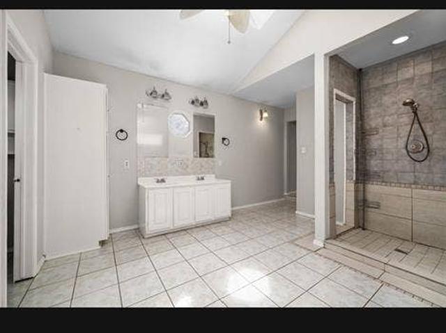 Room for rent in Harris, Texas