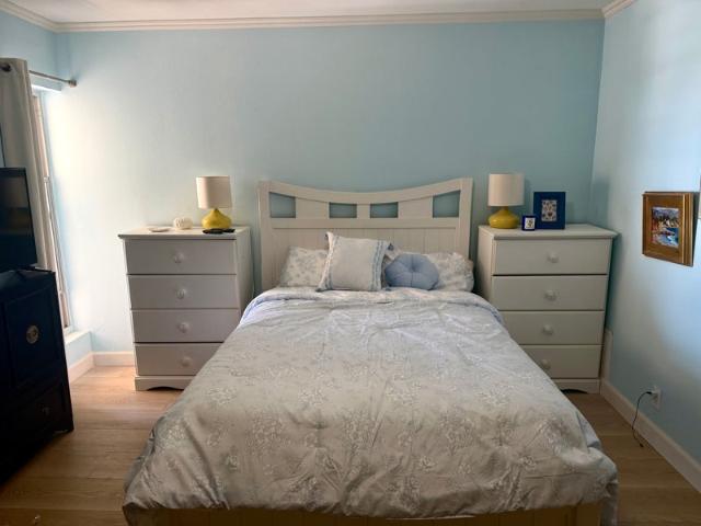 Room for rent in Long Beach, California