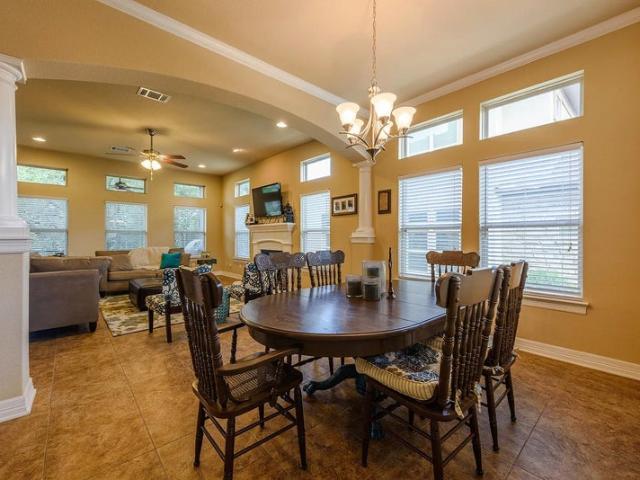 Room for rent in Texas