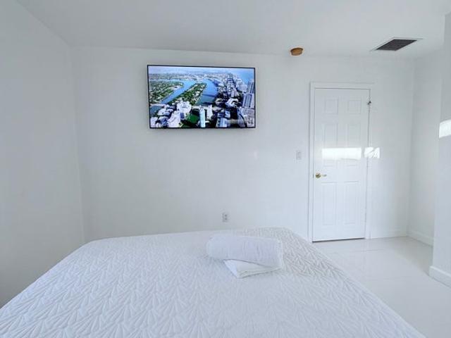 Room for rent in Miramar, Florida