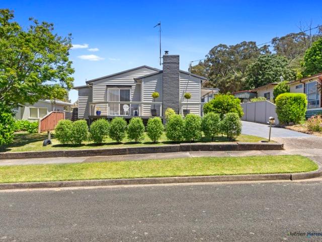 House for sale in Eildon, Victoria