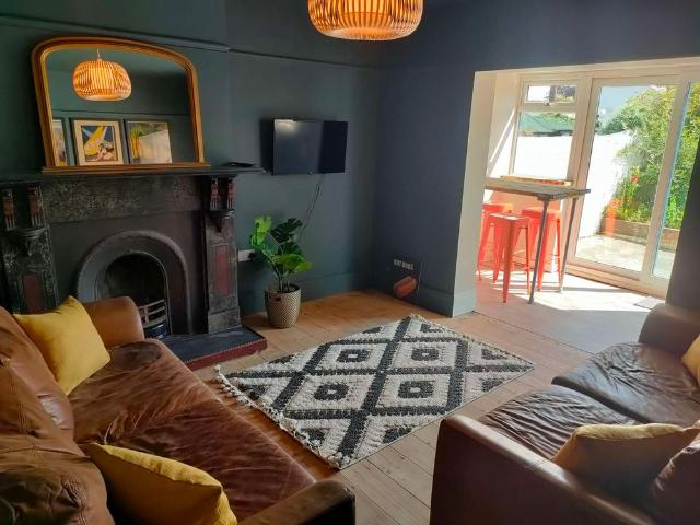 Room for rent in Highertown, Truro