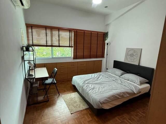 Room for rent in Ulu Pandan