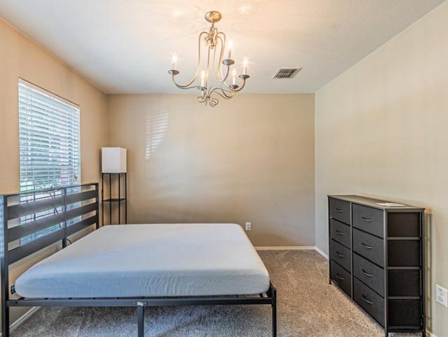 Room for rent in Texas