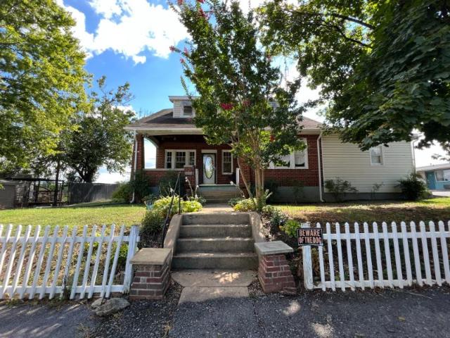 Room for rent in Falling Waters, West Virginia