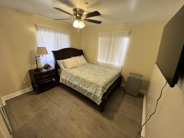 Room for rent in Downey, California