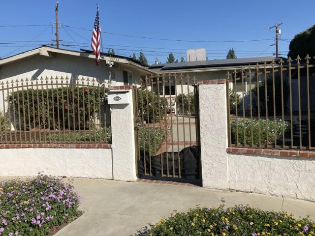 Room for rent in Canoga Park, California