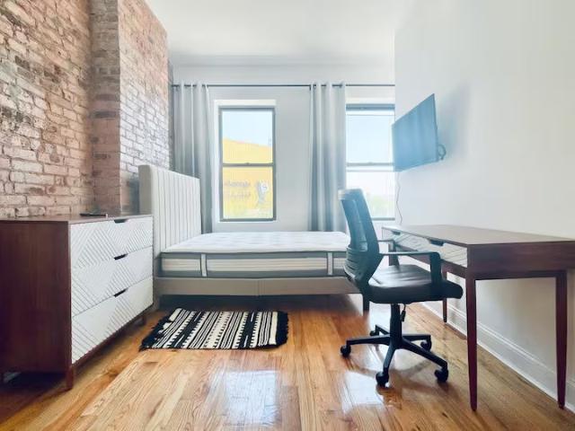 Room for rent in Queens, Arverne