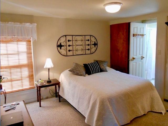 Room for rent in Virginia