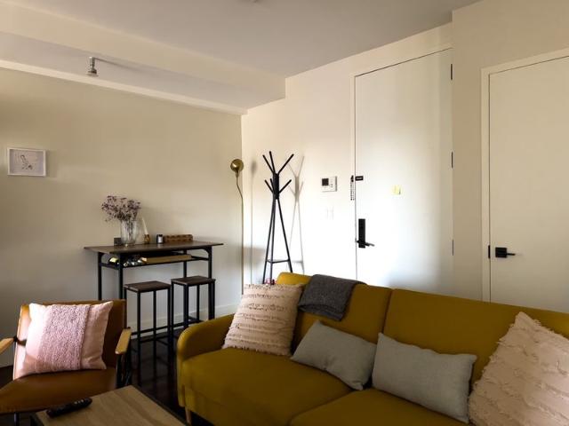 Room for rent in Arverne, New York
