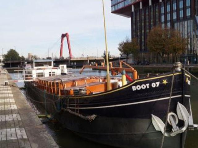 Studio te huur in Kop van Zuid-Entrepot, Rotterdam