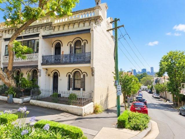 Granny Flat for rent in Inner West, Sydney