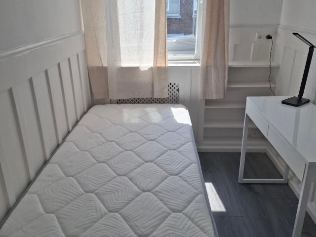 Kamer te huur in Laak, Zuid Holland