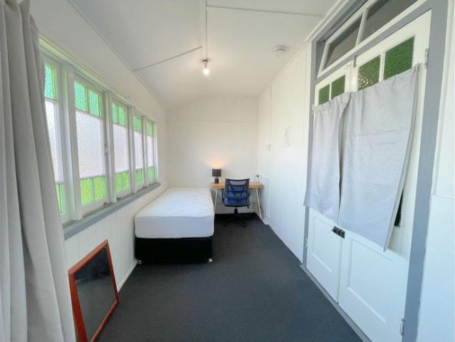 Apartment for rent in Toombul, Queensland