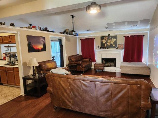 Room for rent in Richmond Hill, Georgia