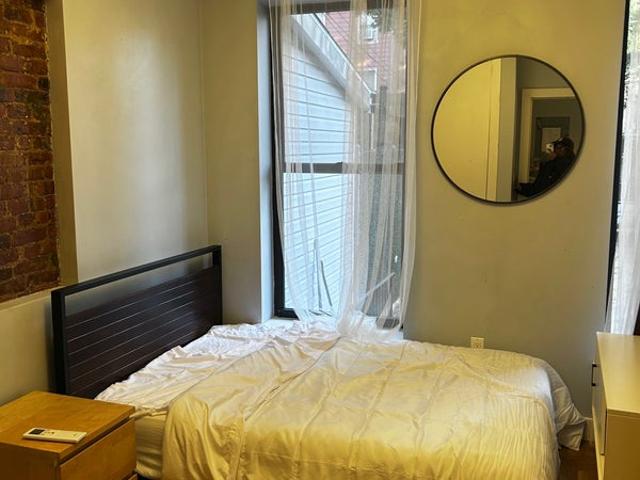 Room for rent in Brooklyn, Arverne