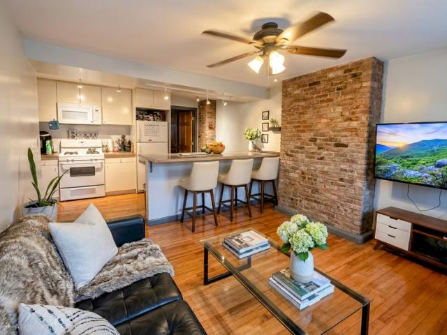 Room for rent in Arverne, New York