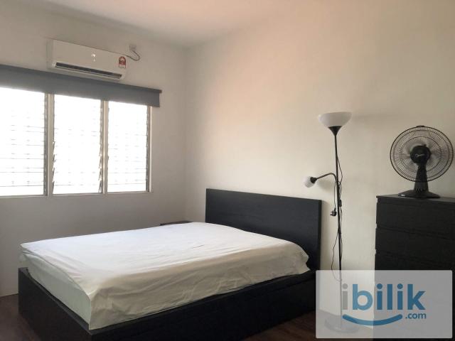 Room for rent in Seksyen 17, Petaling Jaya