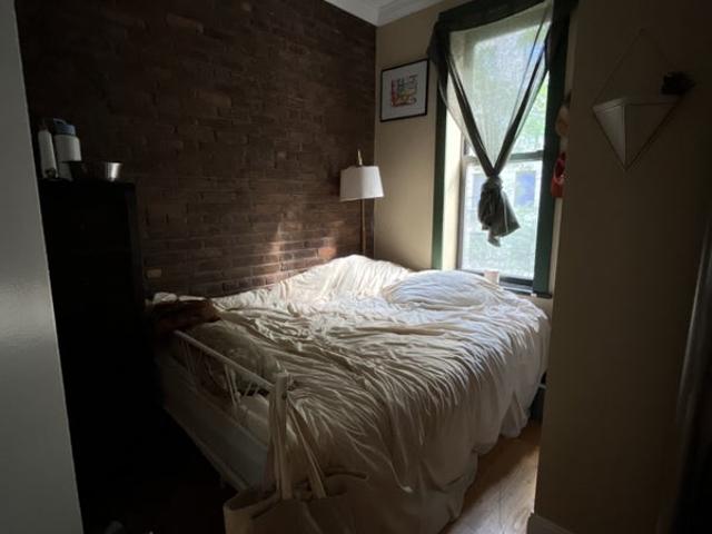 Room for rent in Arverne, New York