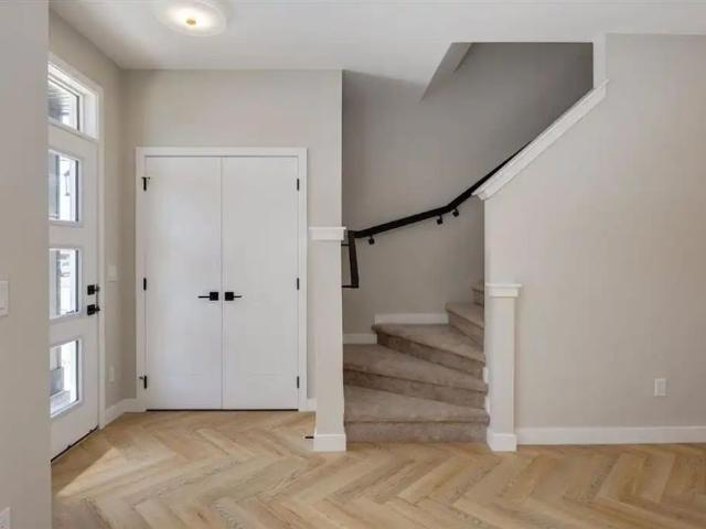 Room for rent in Sora, Calgary