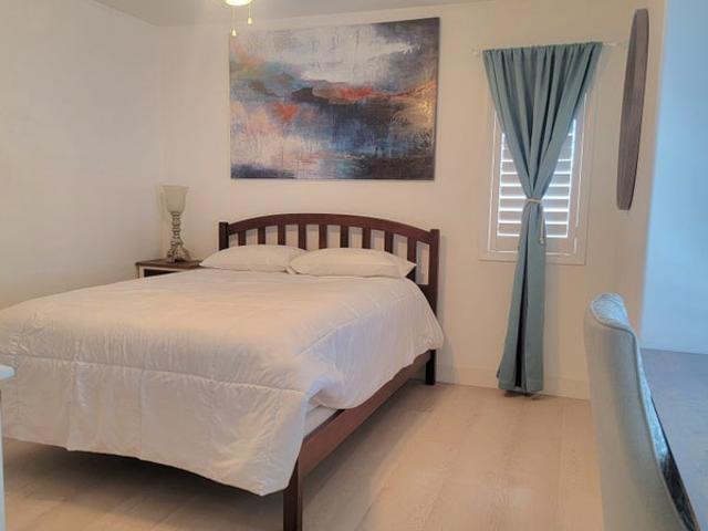 Room for rent in Canyon Country, California