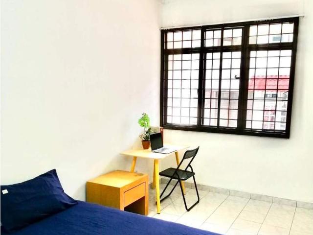 Room for rent in Petaling, Damansara Damai