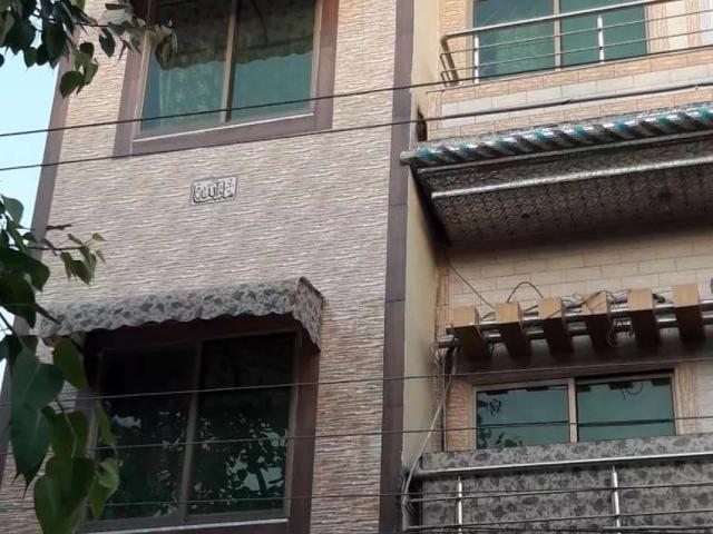Apartment for rent in تحصیل فیصل آباد شہر, فیصل آباد ڈویژن