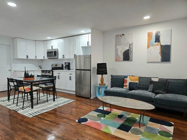 Room for rent in Arverne, New York
