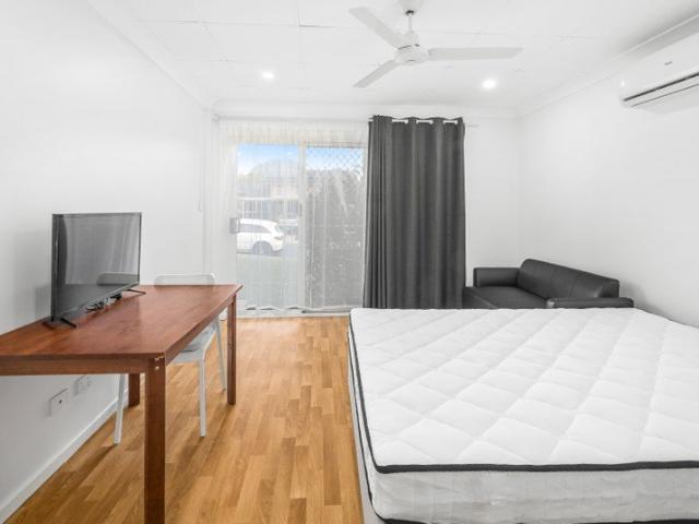 Granny Flat for rent in Toombul, Queensland