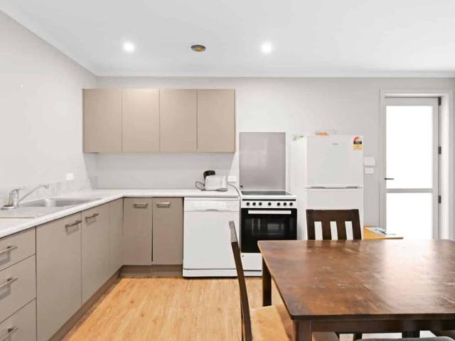 Apartment for rent in Five Cross Roads, Hamilton City